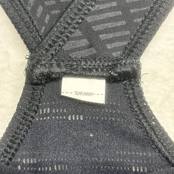Under Armour Preforated lasercut Racerback Halter Tank Black XL? - Picture 3 of 6